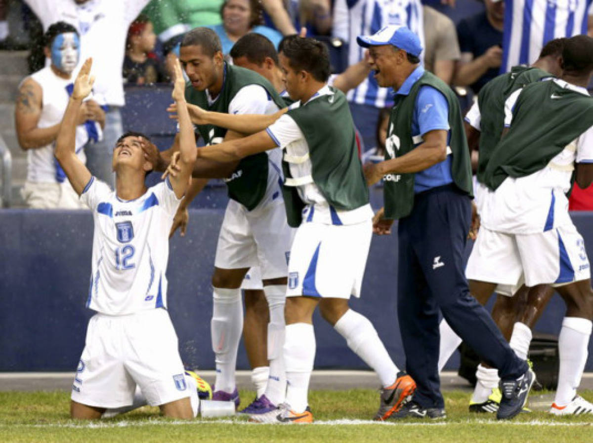 Honduras clasifica a los Olímpicos tras vencer 3-2 a El Salvador