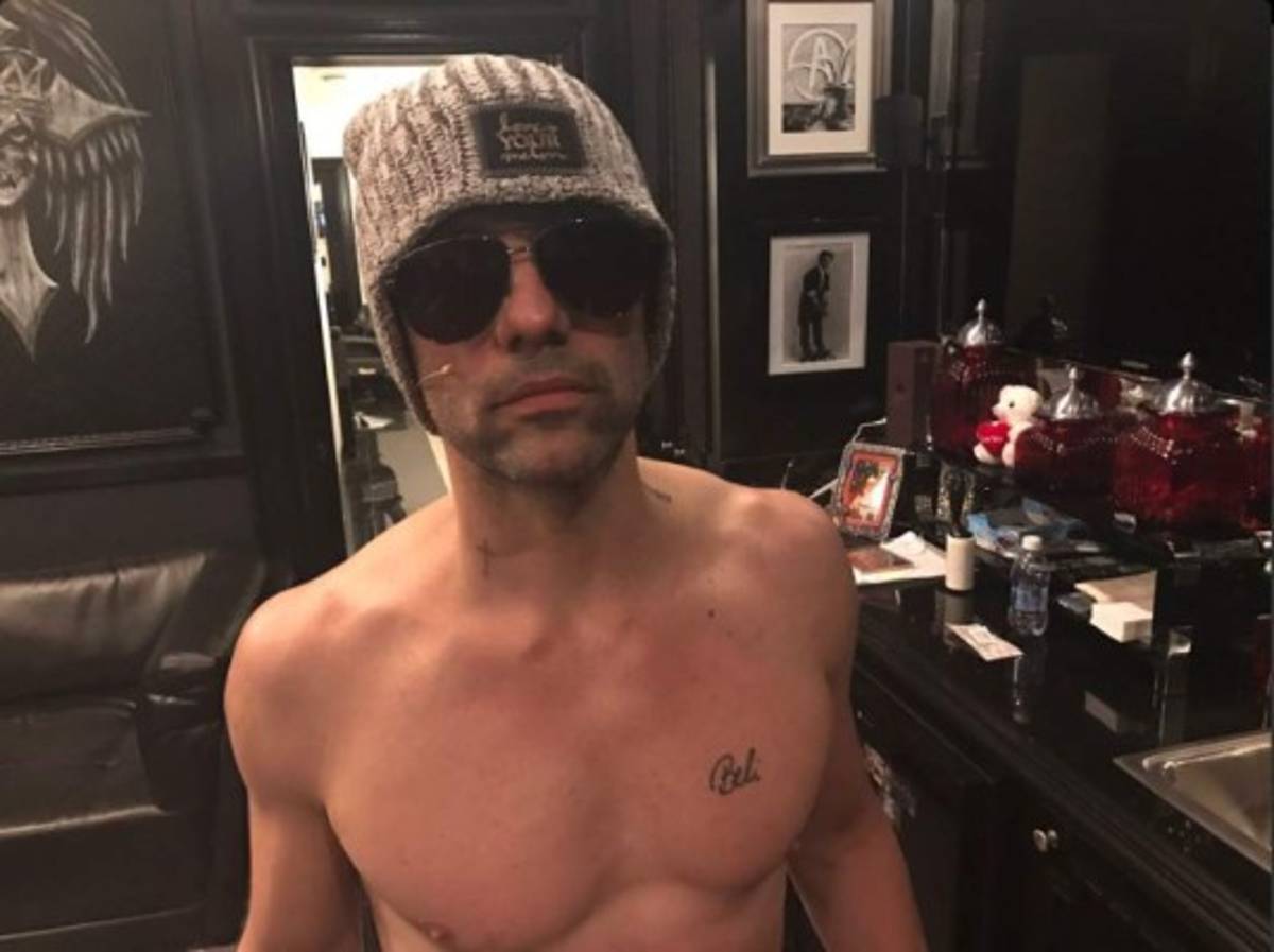 Criss Angel se tatúa el nombre de Belinda