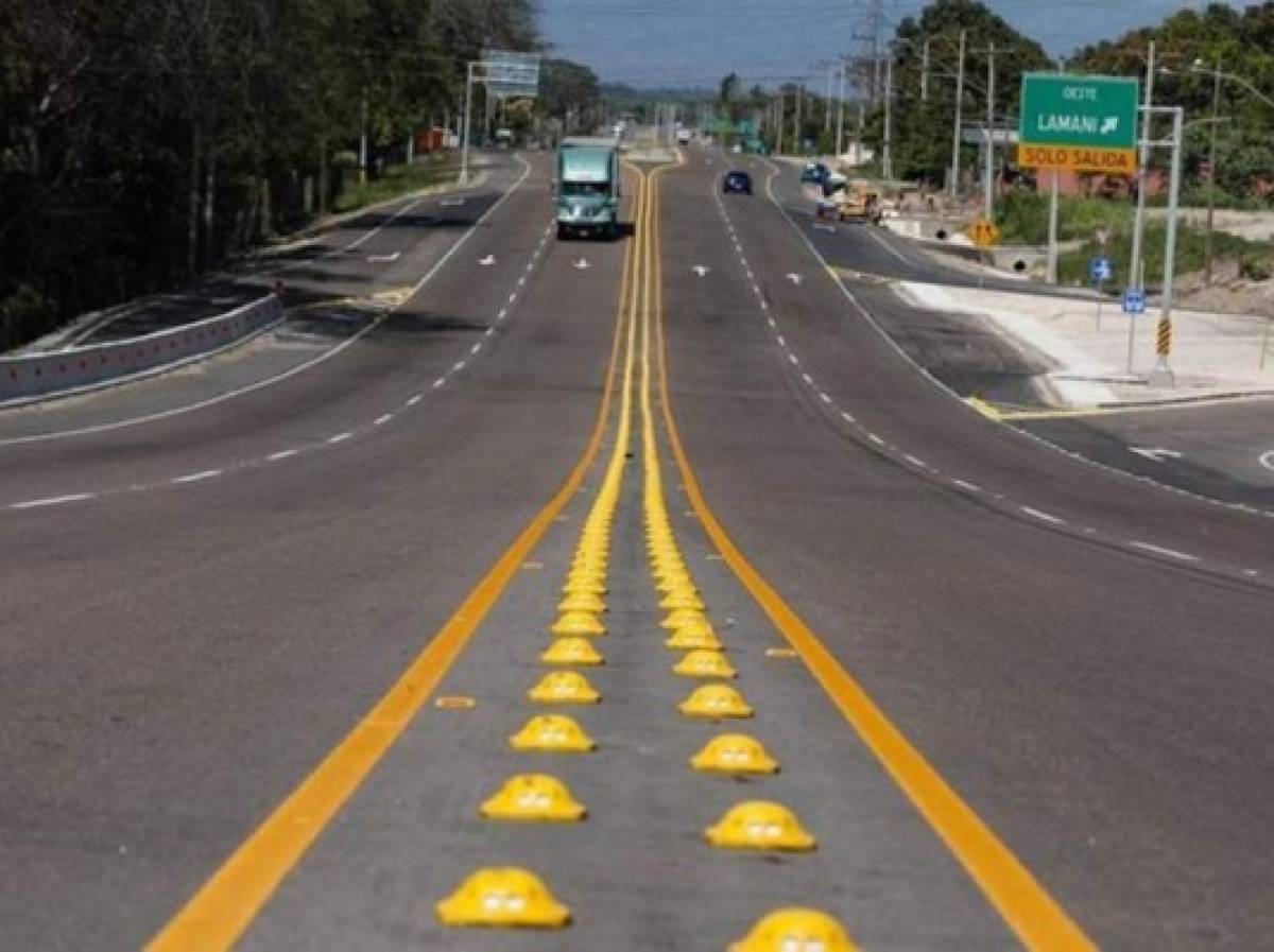 Carretera CA-5, de Tegucigalpa a Puerto Cortés.