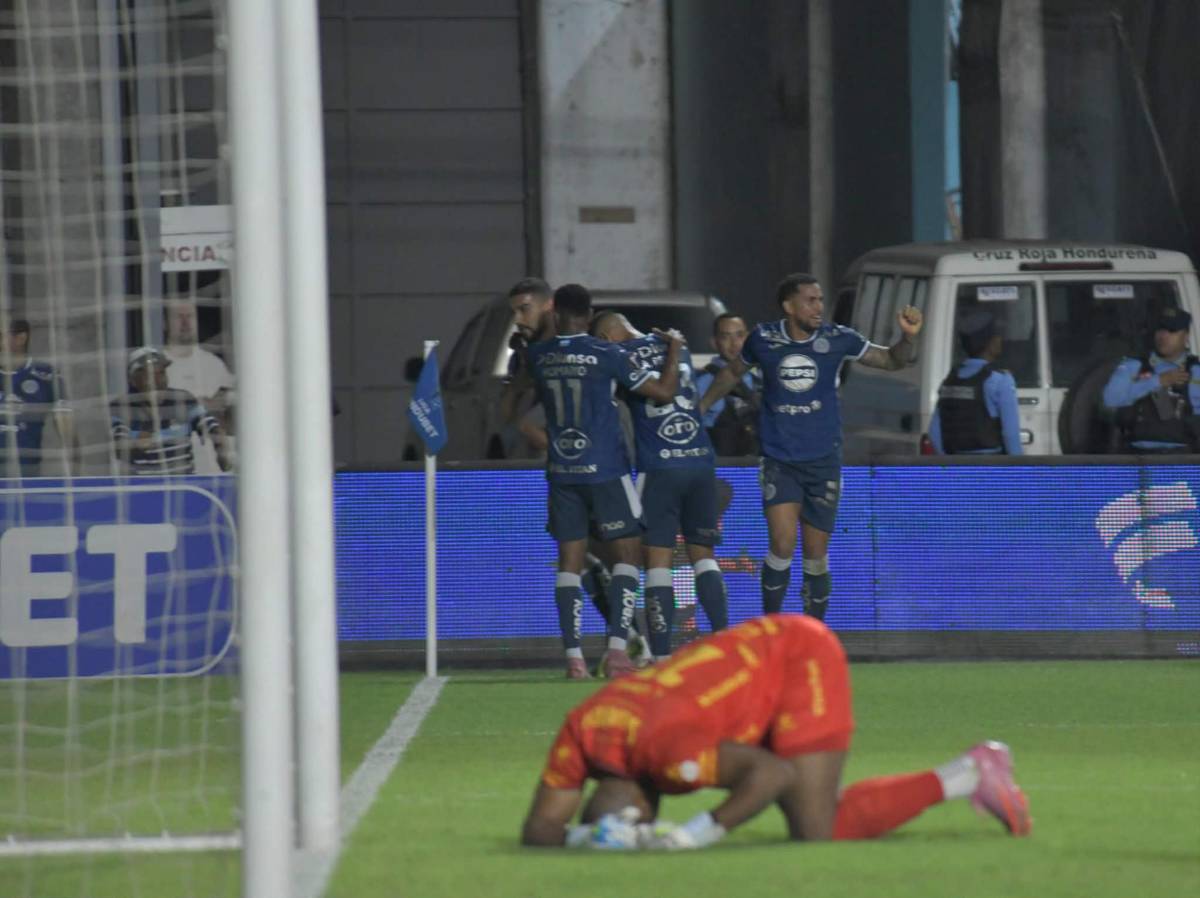 DT de Honduras vigila, esposa de exjugador sorprende y Motagua amarga a Real España