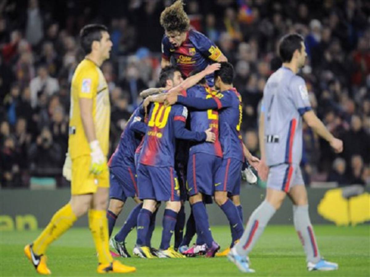 Messi anota cuatro de los cinco goles contra el Osasuna