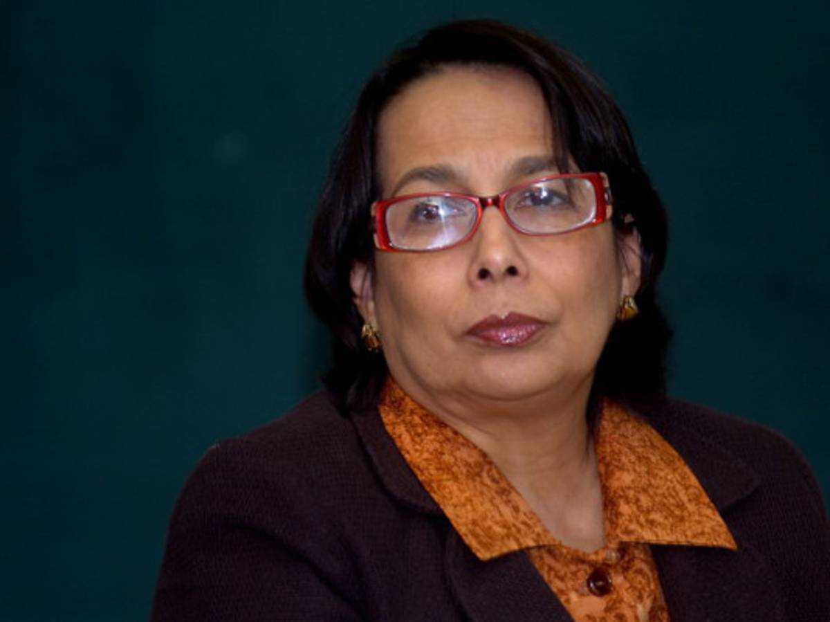 Exministra Elsa Palou: clínicas periféricas también mejorarán servicio