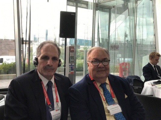 Londres: Alcalde Nasry Asfura participó en evento sobre ciudades en desarrollo