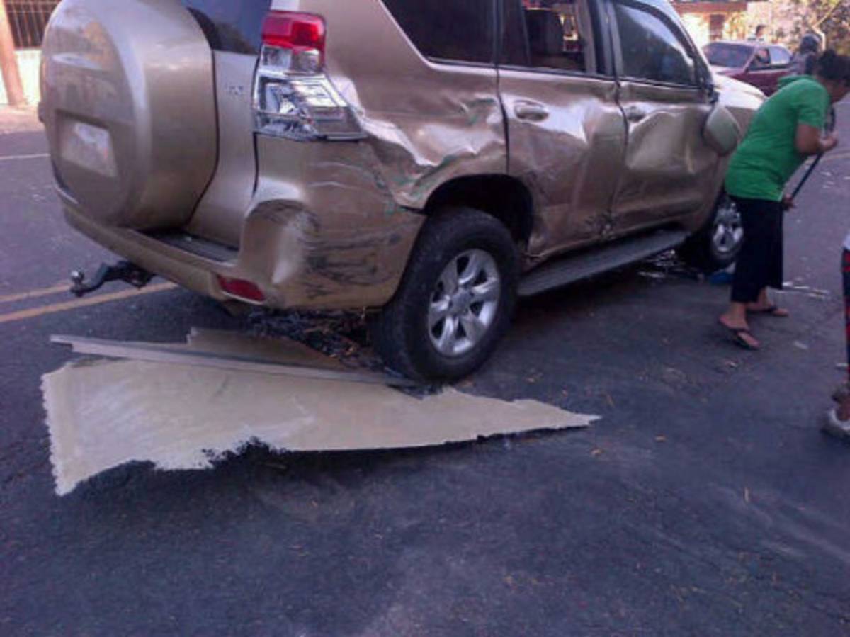 Rastra provoca múltiple colisión en carretera al sur de Honduras