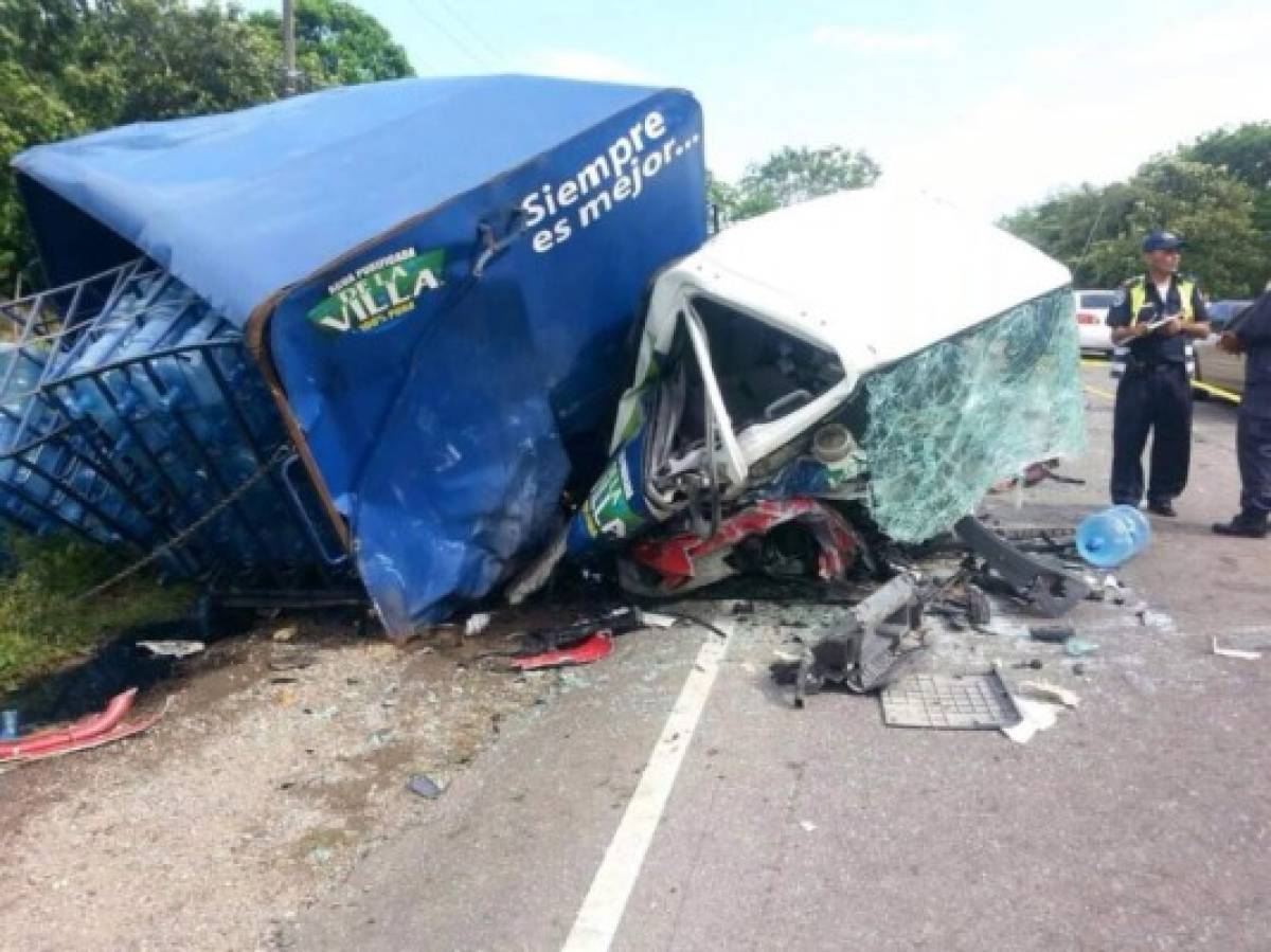 Cinco muertos deja brutal choque en carretera del norte de Honduras