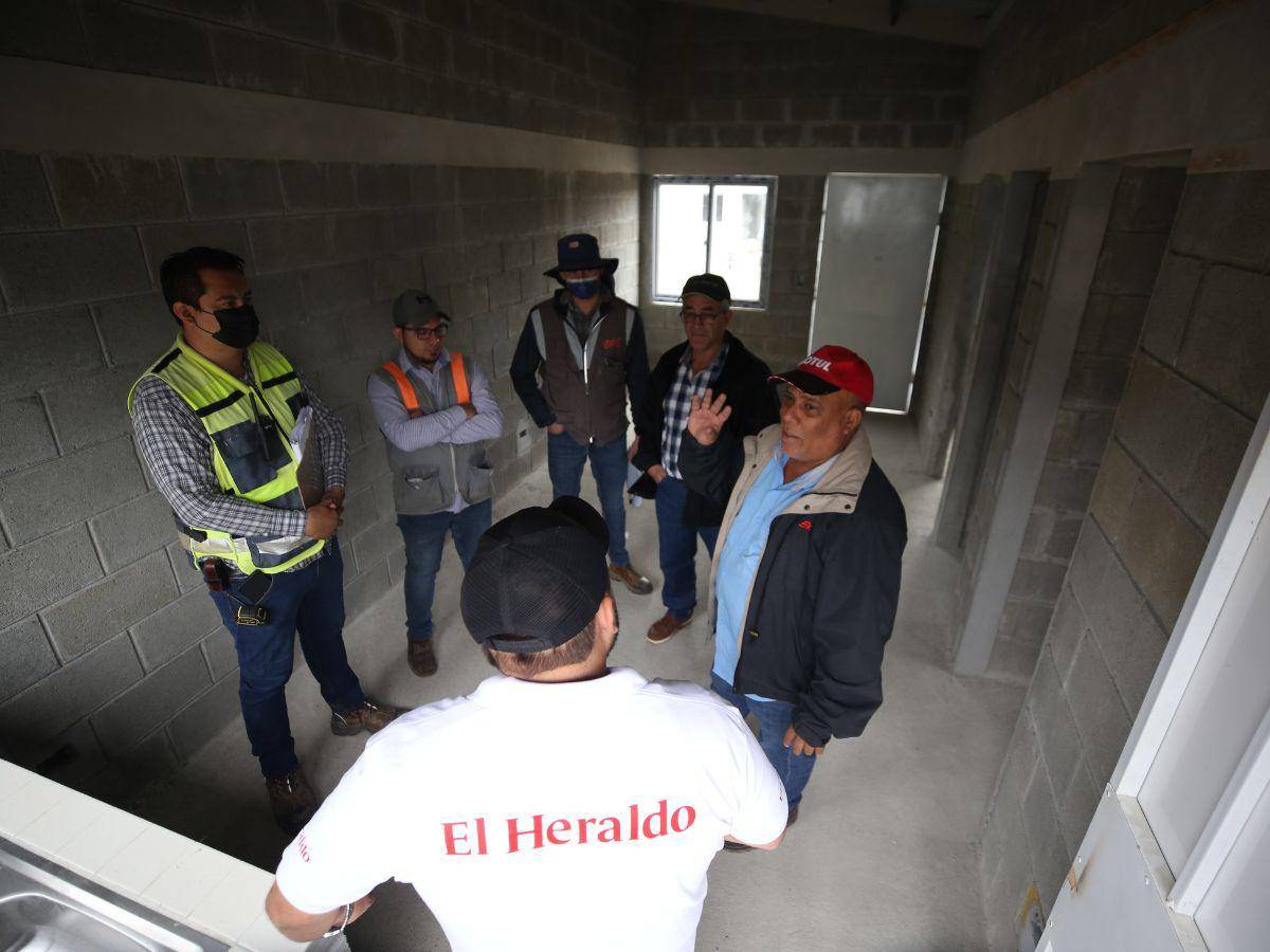 $!La Unidad Investigativa de EL HERALDO Plus visitó la zona para verificar el estado de la obra habitacional.
