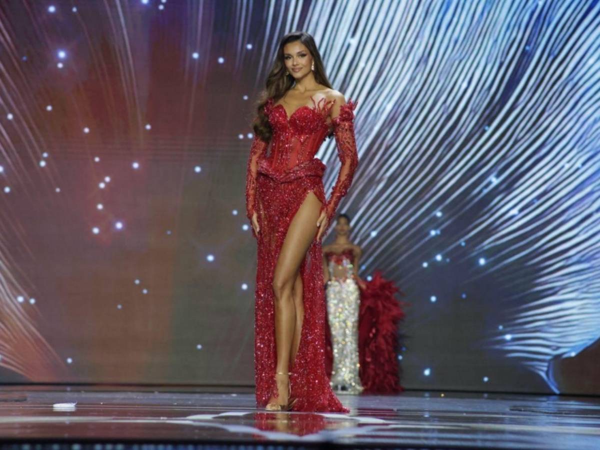 Los mejores trajes de gala que deslumbraron en el Miss Universo 2025