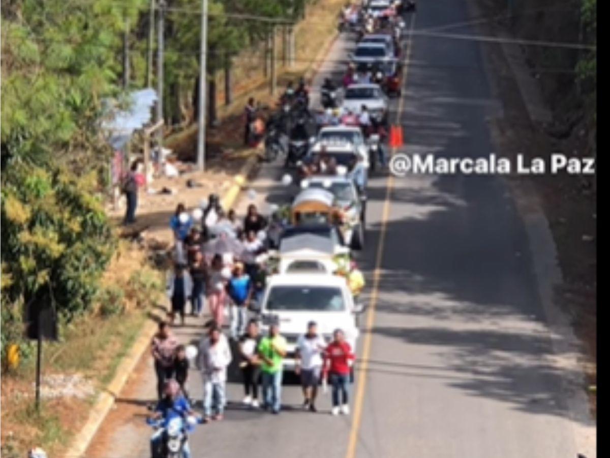 “Se me adelantó y me duele”: Dan último adiós a madre e hijo que murieron en Potrerillos