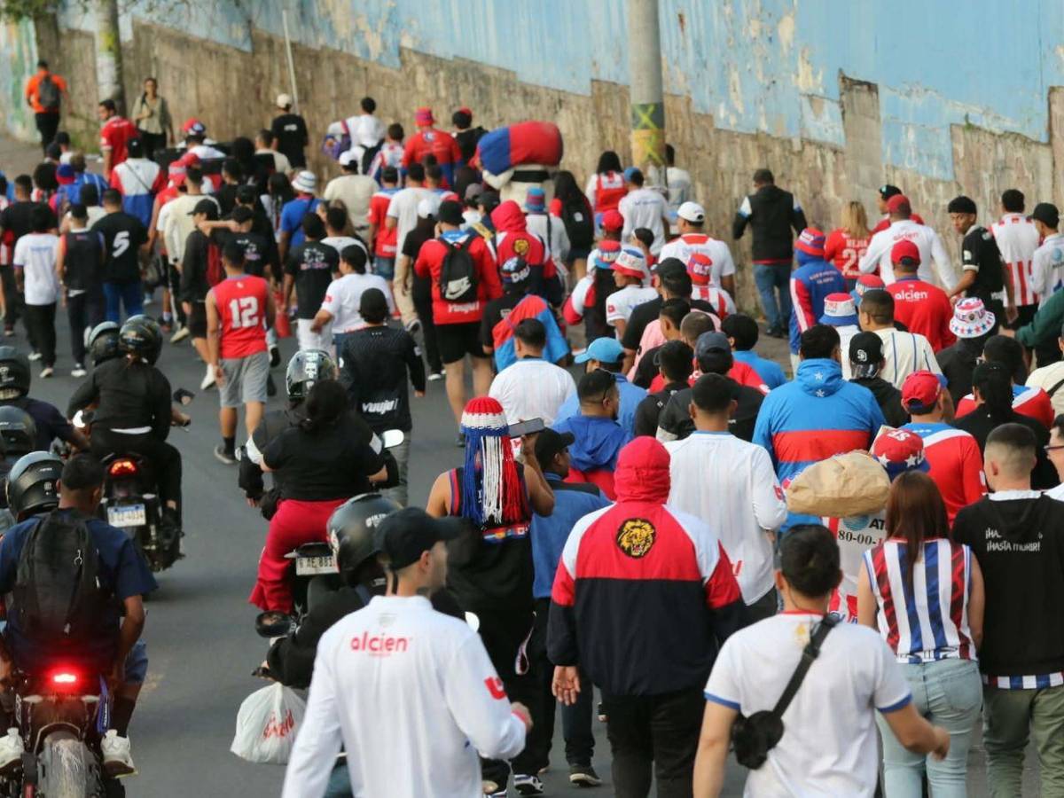 Fiesta de la Ultra Fiel, apagones, celebración de Espinel y la eliminación del Motagua