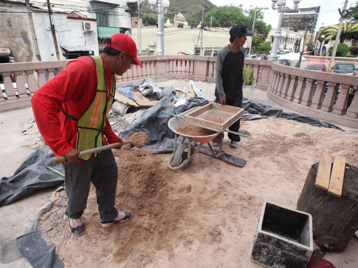 Obras en el Teatro Manuel Bonilla avanzan un 35%; estará cerrado hasta 2026