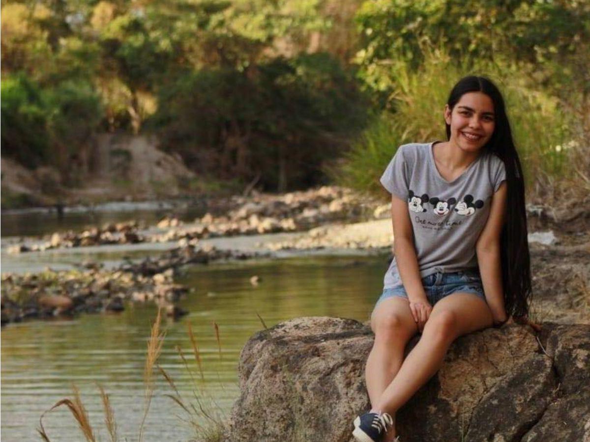 Se quedó en la orilla por una alergia y fue alcanzada por un rayo: relato del esposo de Stephany Elvir