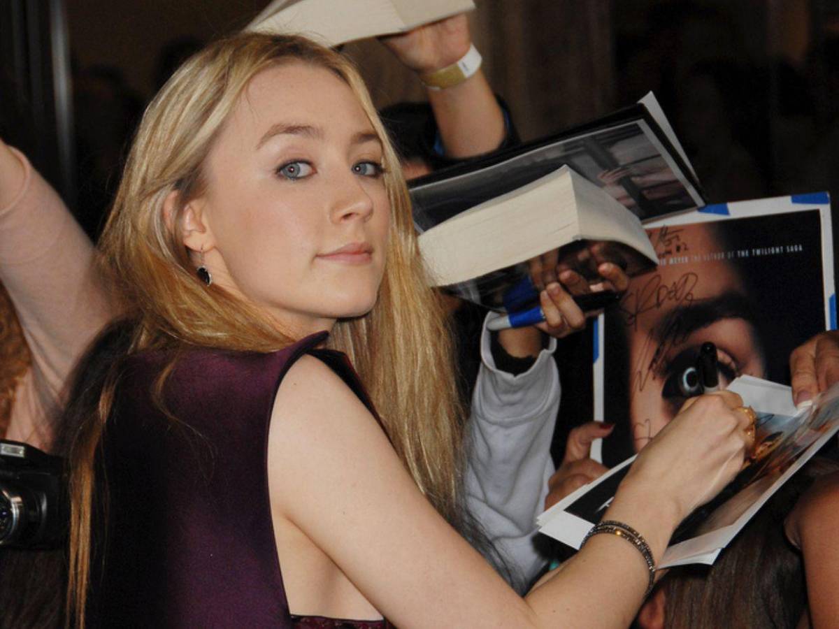 Saoirse Ronan se convierte en madre: Jack Lowden y ella reciben a su primer bebé