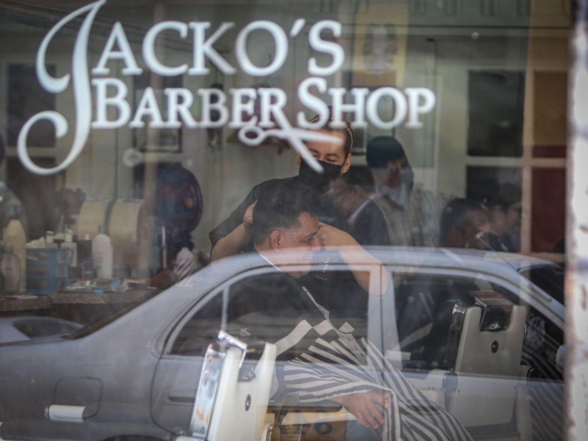 La Barbería Jackos, en el Centro Histórico, fue fundada en 1965.