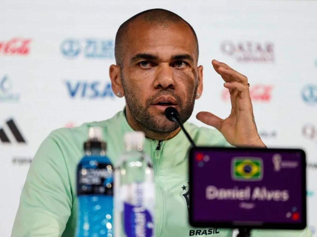 Dani Alves: de estar preso por agresión sexual a ser predicador y apoyar a Bolsonaro