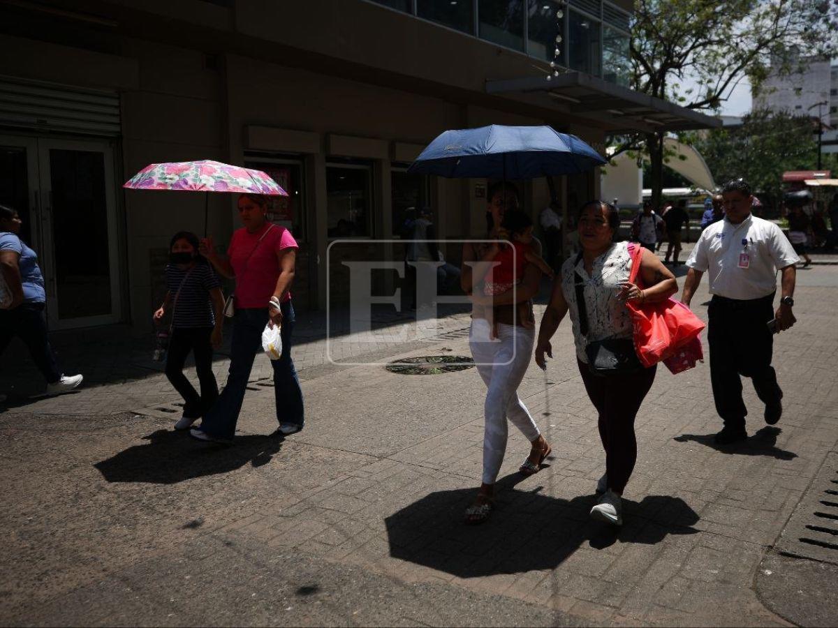 Lluvias solo llegarán a tres departamentos:  temperaturas de hasta 41 grados para este sábado