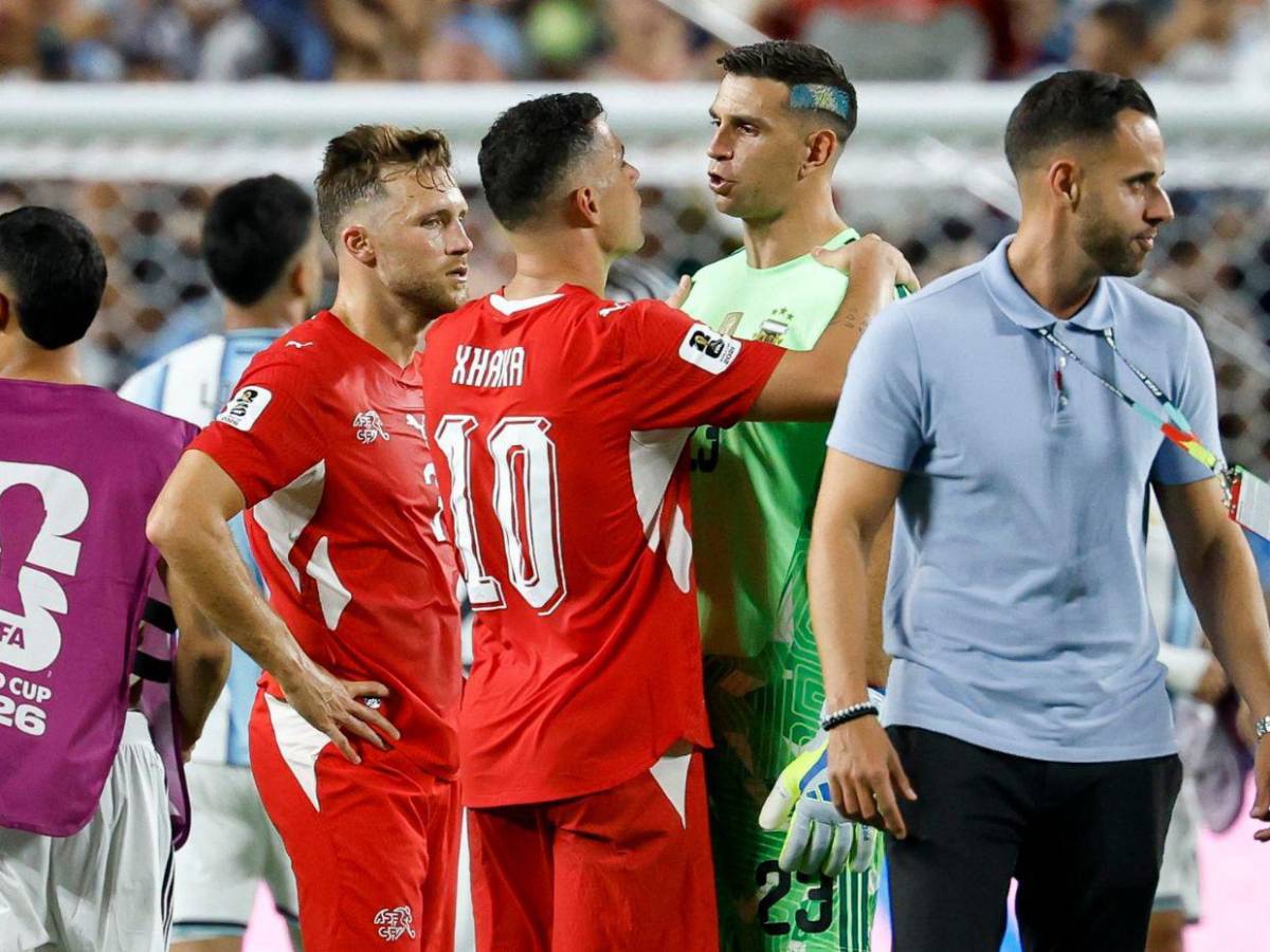 No se vio en TV: La advertencia que Messi le hizo al árbitro y la indignación de Suiza ante Argentina