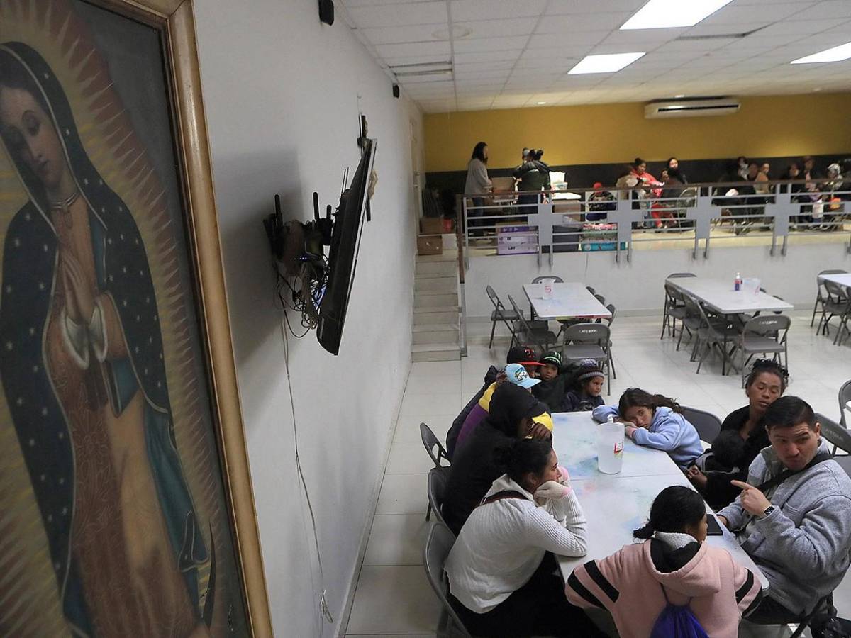 Entre pánico y desesperanza, así viven migrantes primer día del gobierno de Trump