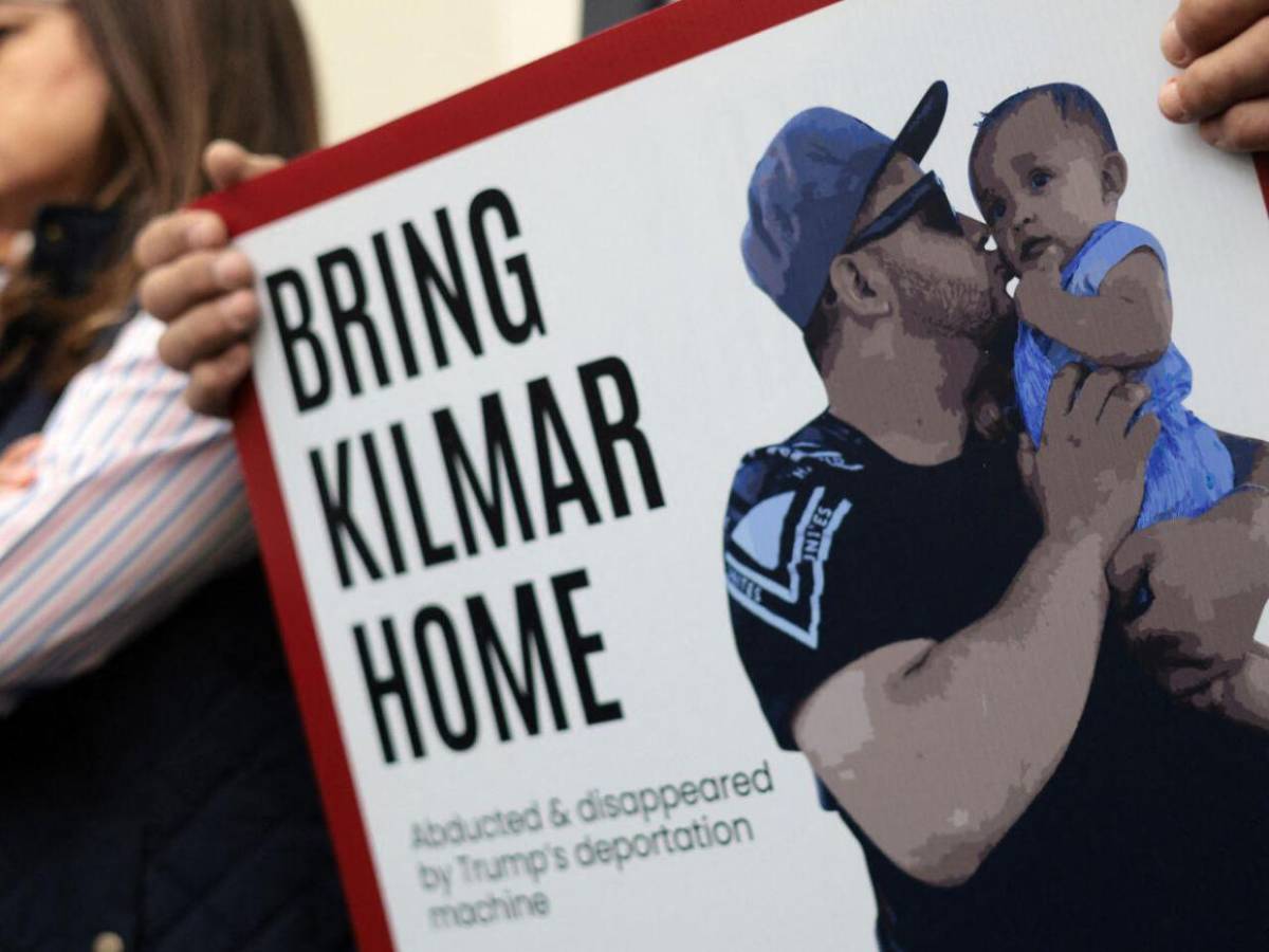 ¿Quién es Kilmar Ábrego García, el migrante deportado por error a cárcel de El Salvador?