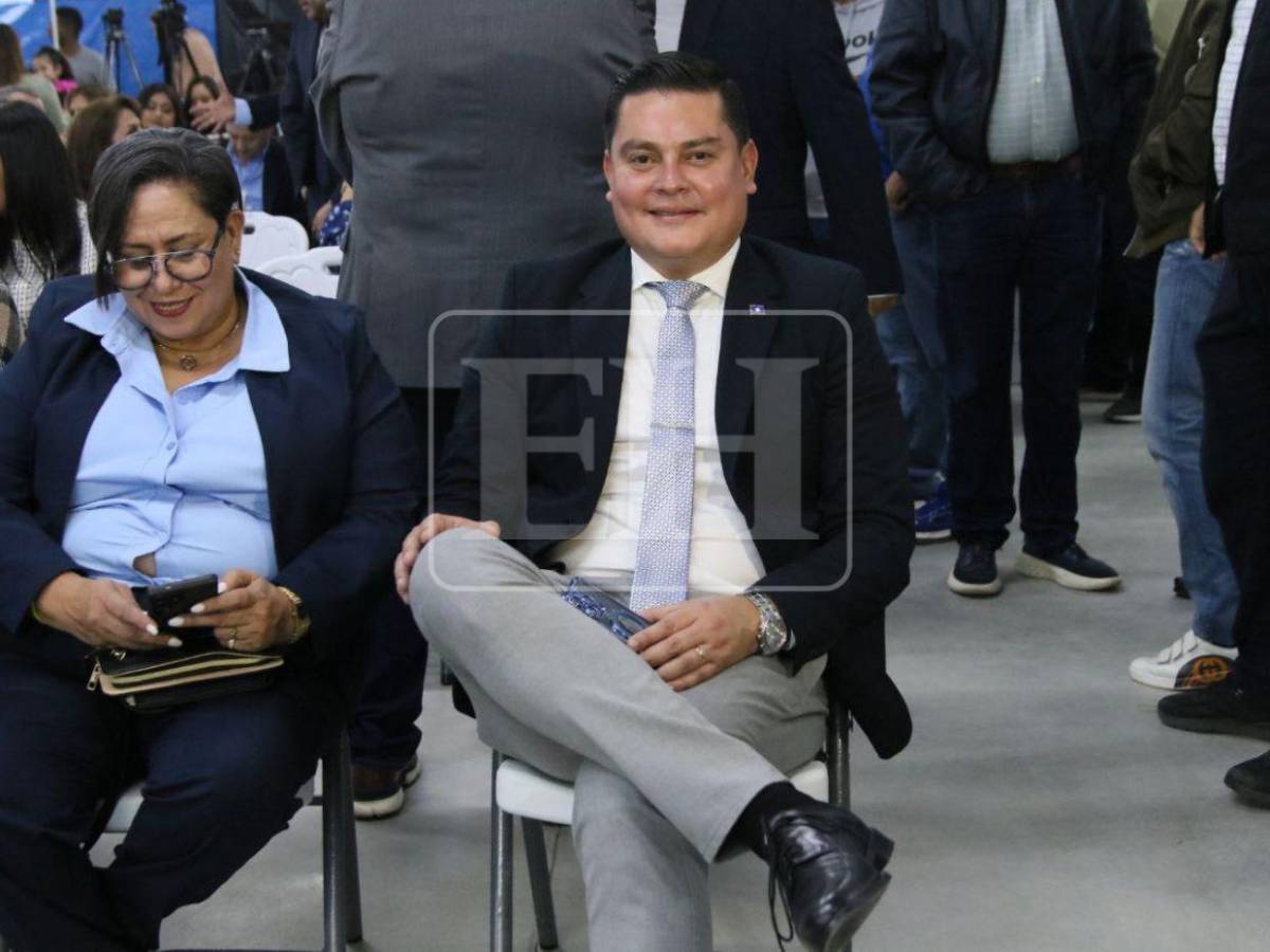 Así llegaron los diputados electos del Partido Nacional a retirar sus credenciales