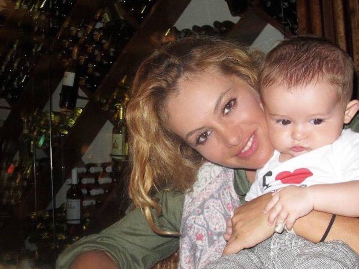 El hijo de Paulina Rubio y Colate preferiría un internado, según su guardiana legal