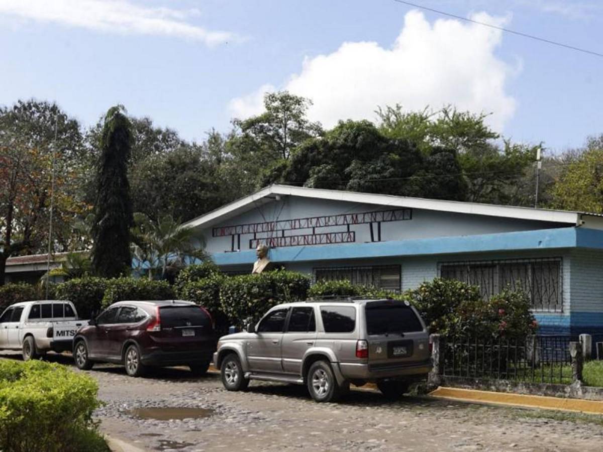 Anomalías en plaza inventada de Edgardo Casaña con la que ganaba L 53 mil mensuales