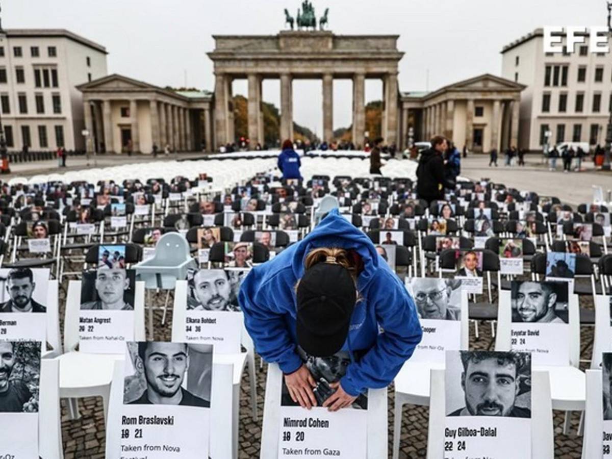 Sus hijos e hijas fueron secuestrados y llevados a la oscuridad del cautiverio: Israel recuerda víctimas del ataque de Hamás
