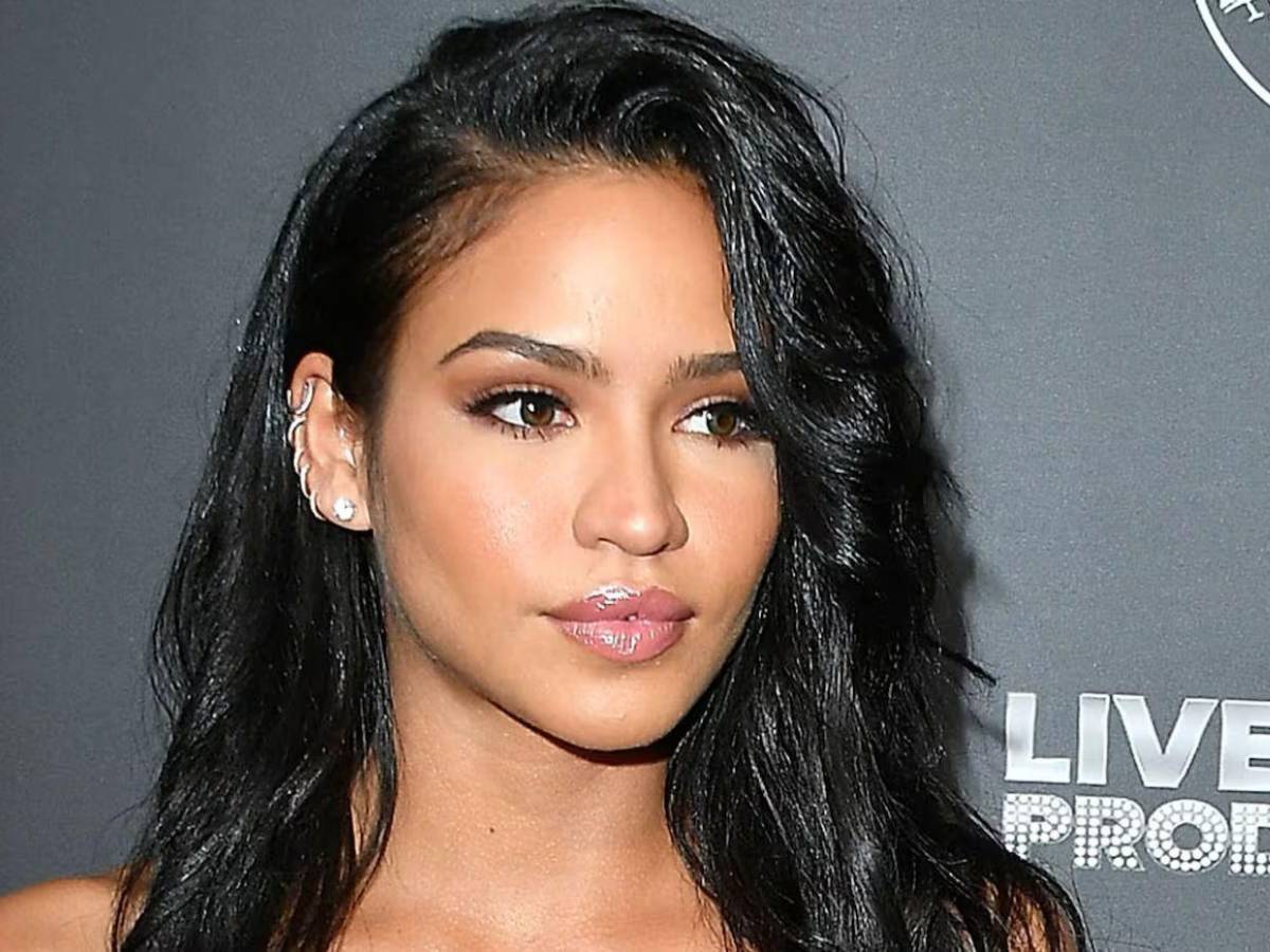 Cassie pasaba semanas en hoteles para practicar sexo forzoso, asegura Fiscalía