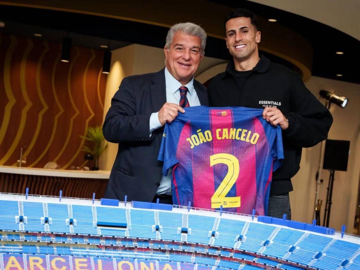 Primera alta de Arbeloa, ofertan por Roony, nuevo club para Xabi y el regreso de Kanté