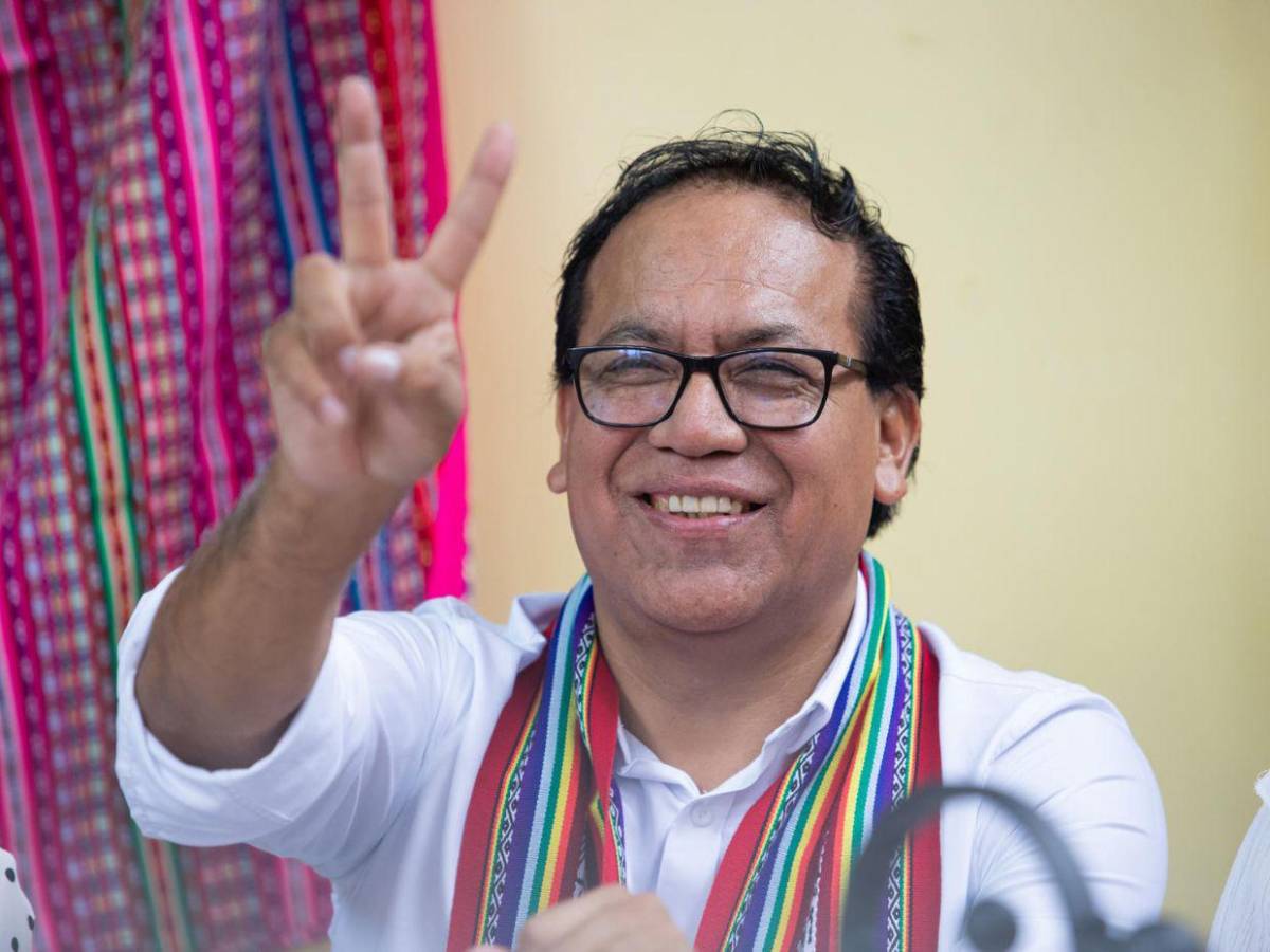Segunda vuelta con falta de material en mesas: así se desarrollan las elecciones en Perú