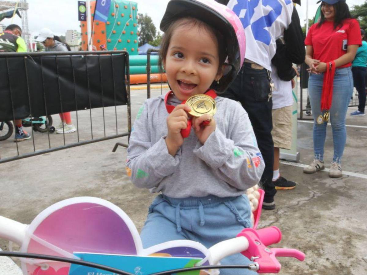 Medallas de participación para todos en la Vuelta Infantil: ¿cuáles son los premios principales?