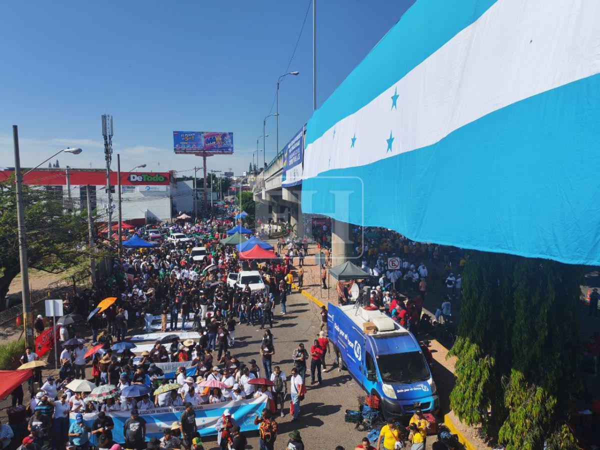 Amplio despliegue: 2,000 agentes policiales resguardan la marcha del Día del Trabajador