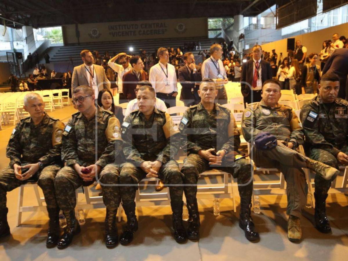 Con la ausencia de Cossette López y la presencia de la MOE-OEA, dan apertura a las elecciones generales