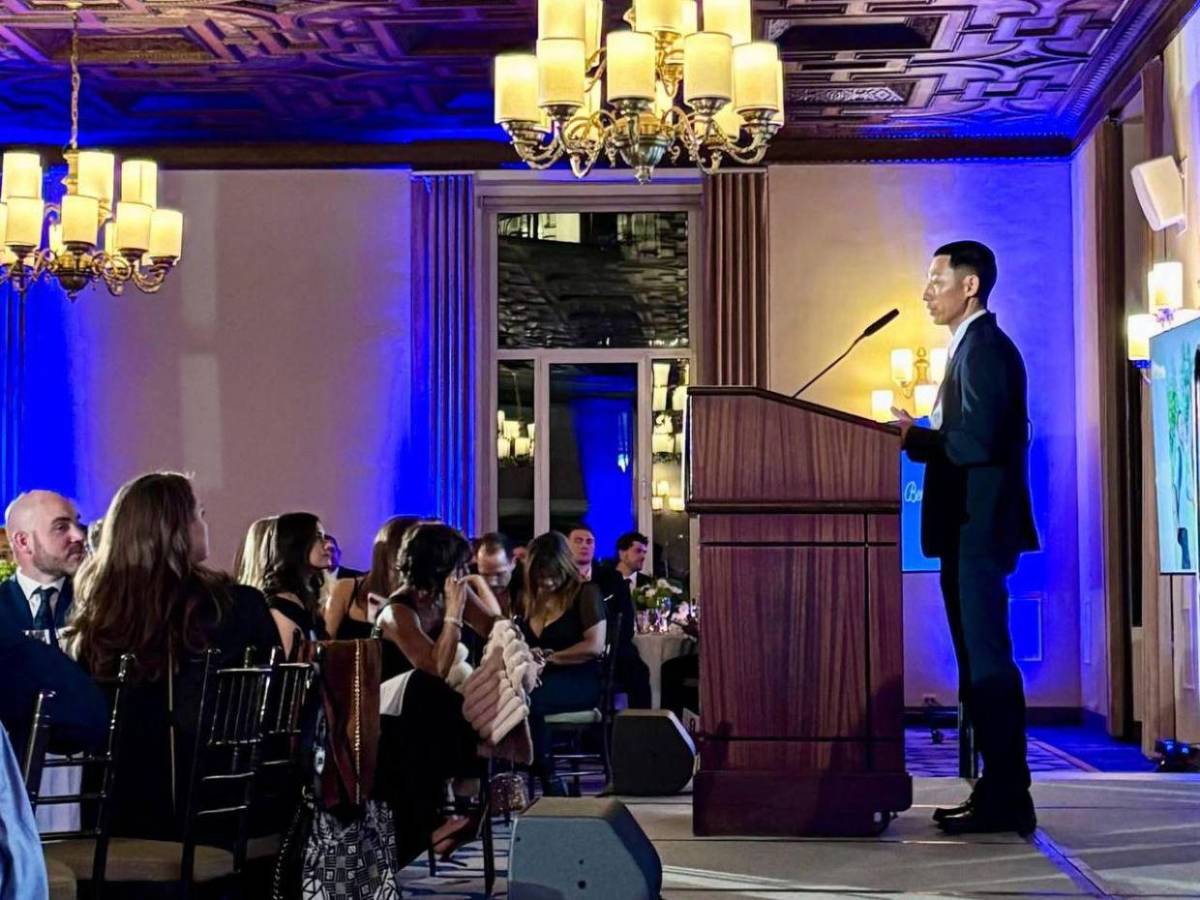 Shin Fujiyama impulsa proyecto “Mil Escuelas” ante comunidad internacional