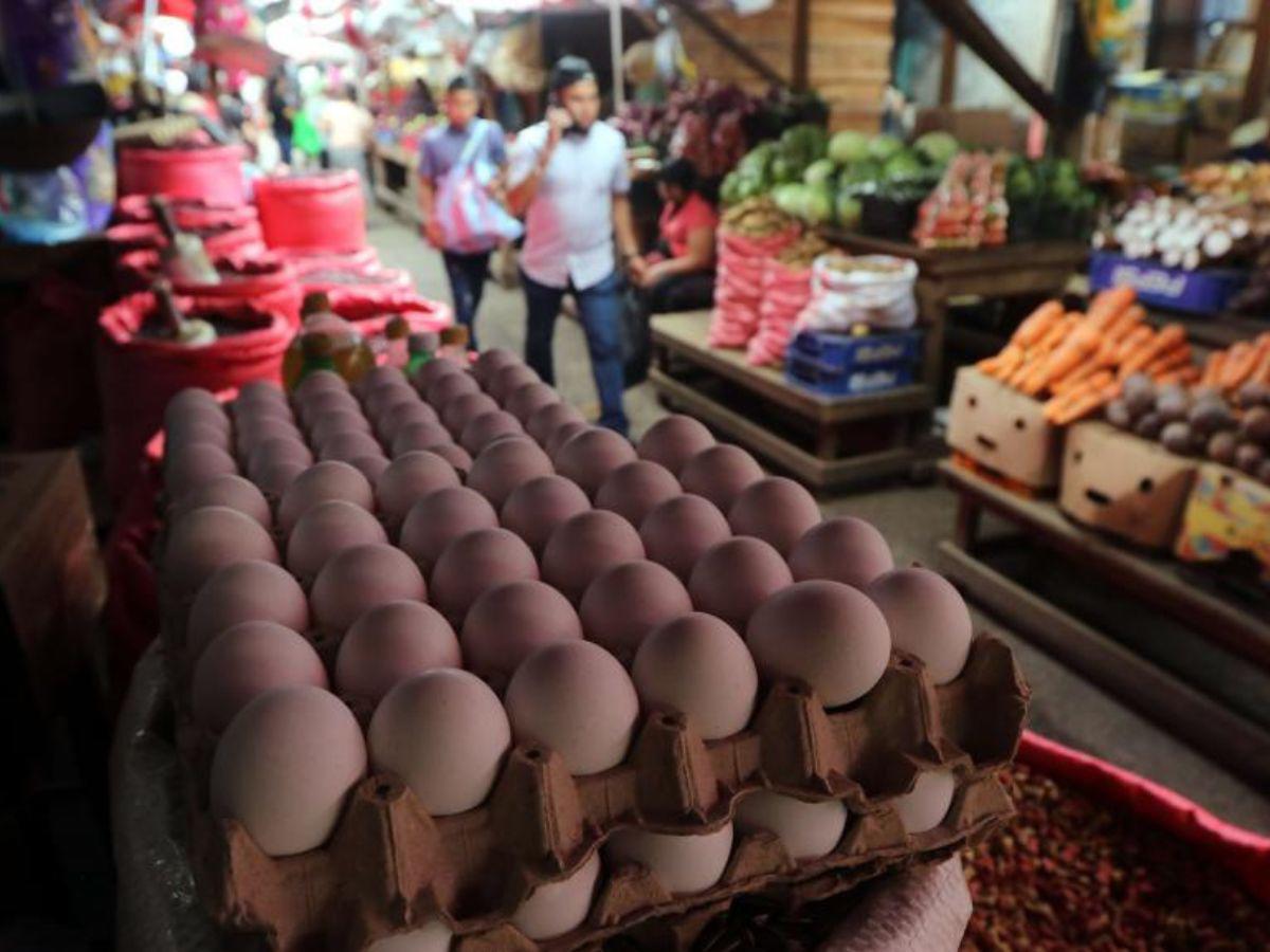 El costo por persona de la canasta básica ha subido en 26.76%