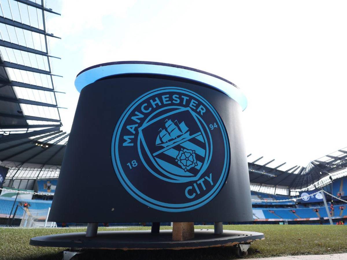 Declaran culpable al Manchester City por infracciones financieras en Inglaterra