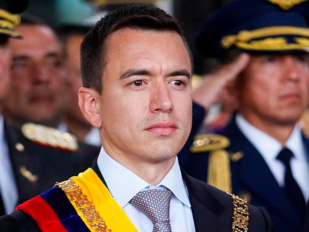 Daniel Noboa ordena derogar etiqueta de cantidades permitida de drogas