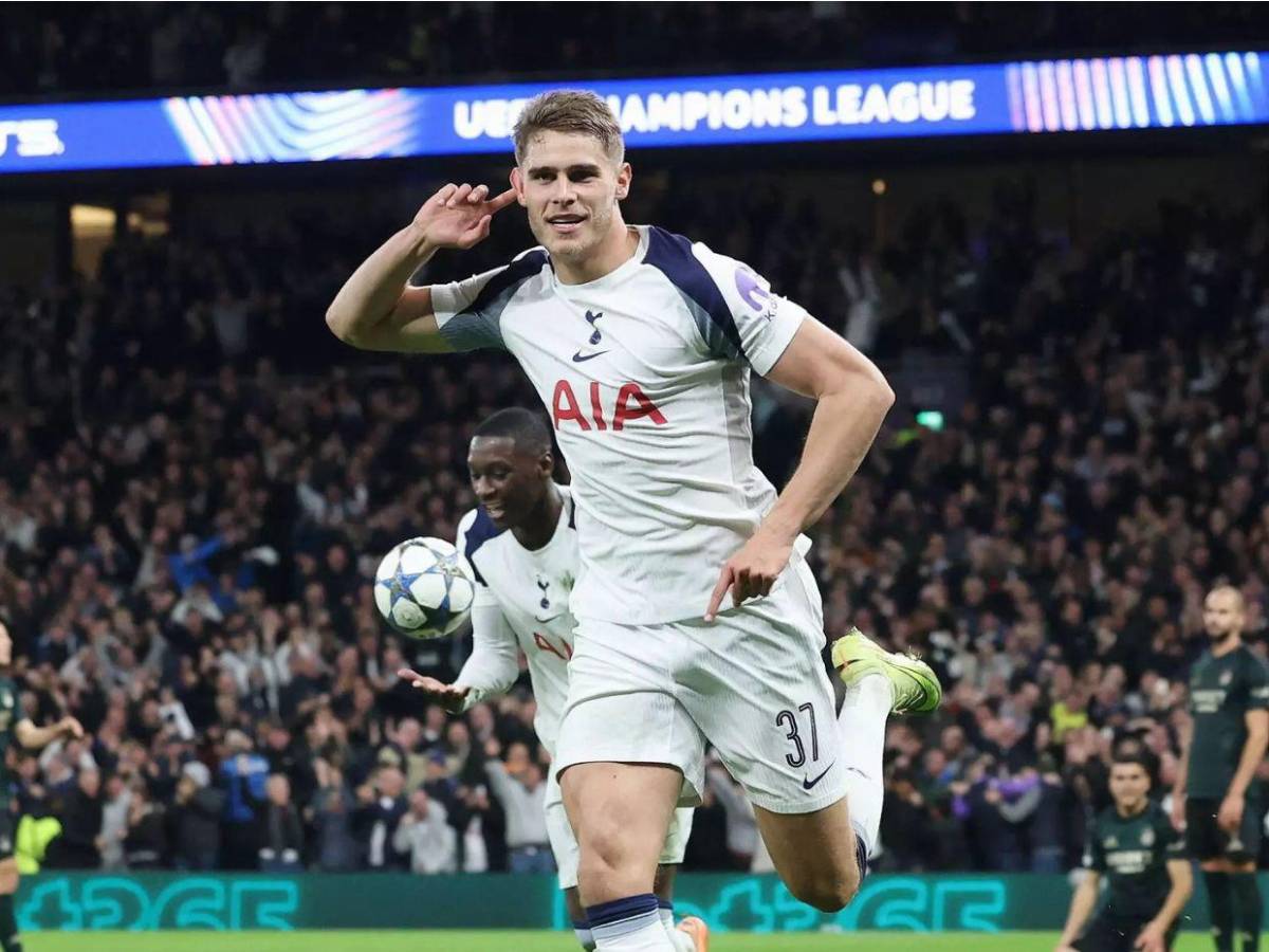 ¡Revolución en el Barcelona! Los fichajes y salidas que ha pedido Hansi Flick