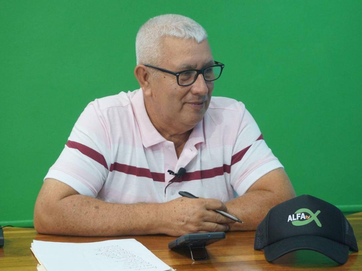 Cornelio López, el comunicador que entrevistó al papa León XIV en su visita a Honduras