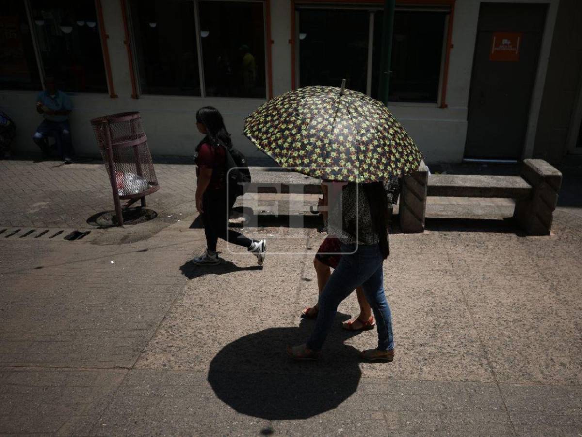 Lluvias en apenas seis departamentos y altas temperaturas en otros este viernes en Honduras