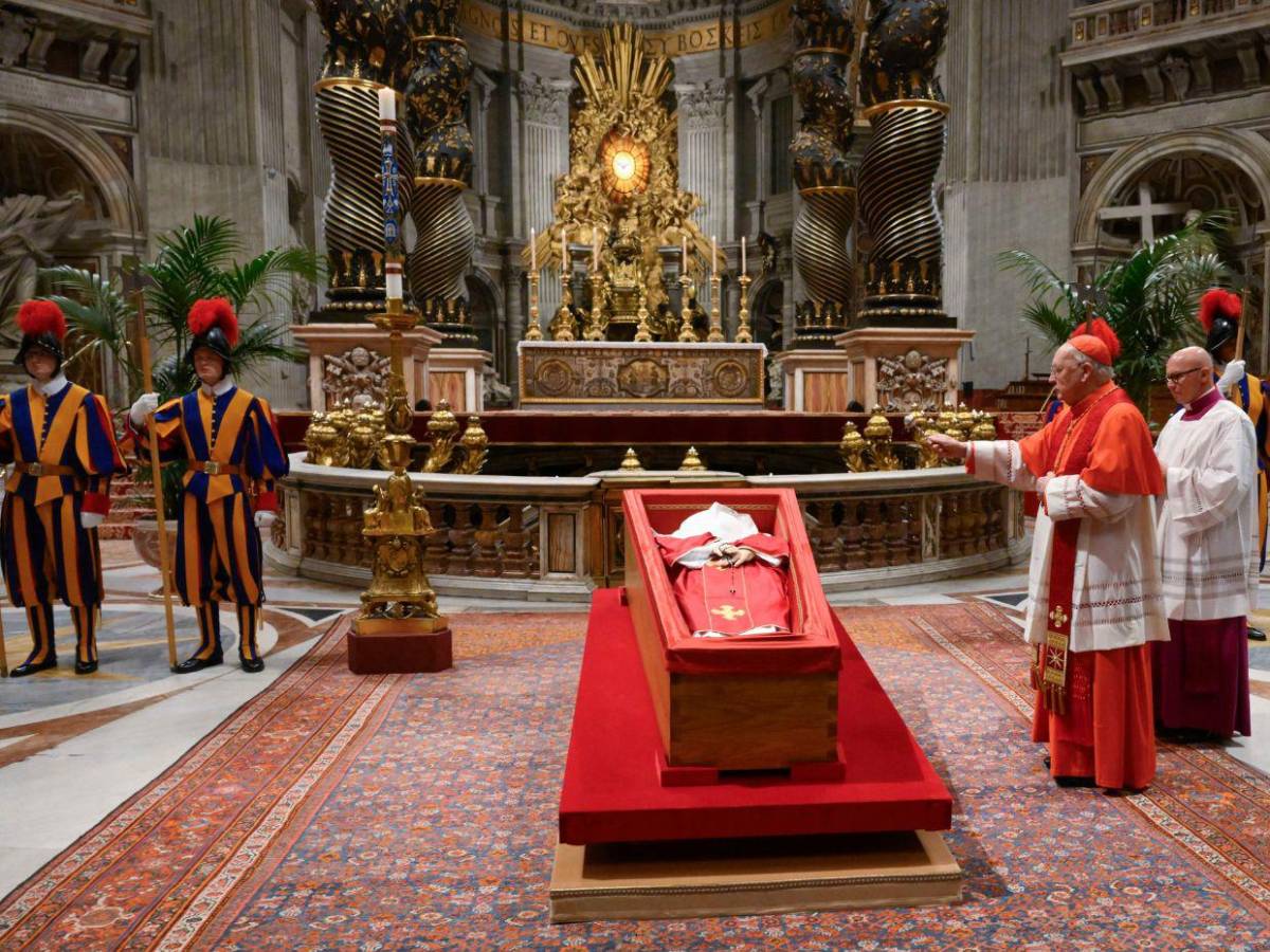 Las 20 imágenes más impactantes del funeral del papa Francisco en Roma Las 20 imágenes más impactantes del funeral del papa Francisco en Roma