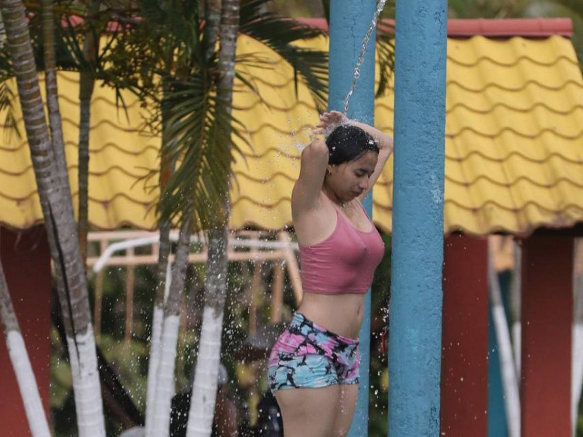 ¡Nada como un chapuzón! Capitalinos disfrutan de balnearios cerca de Tegucigalpa ¡Nada como un chapuzón! Capitalinos disfrutan de balnearios cerca de Tegucigalpa