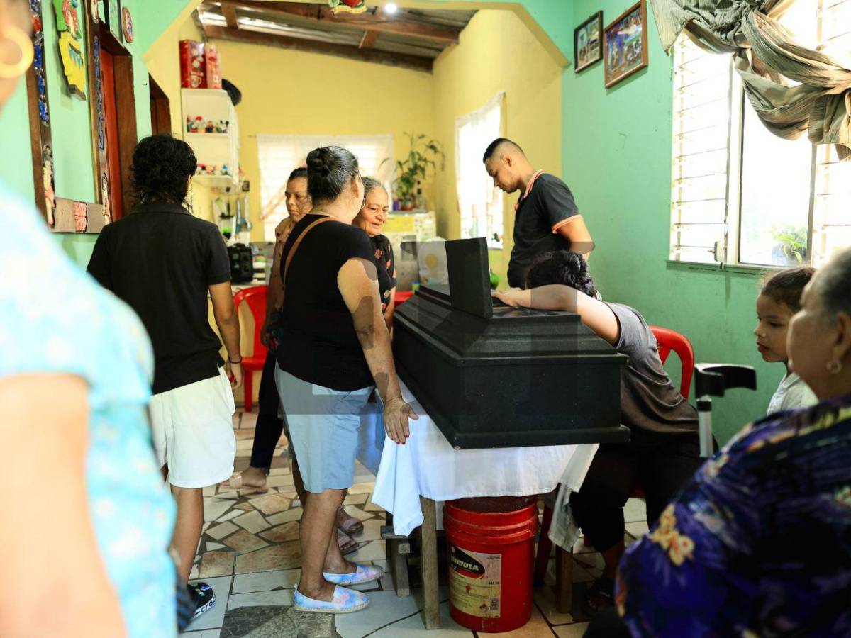 Sufrió cuatro paros cardíacos: Daira Serrano, segunda víctima del accidente en Omoa