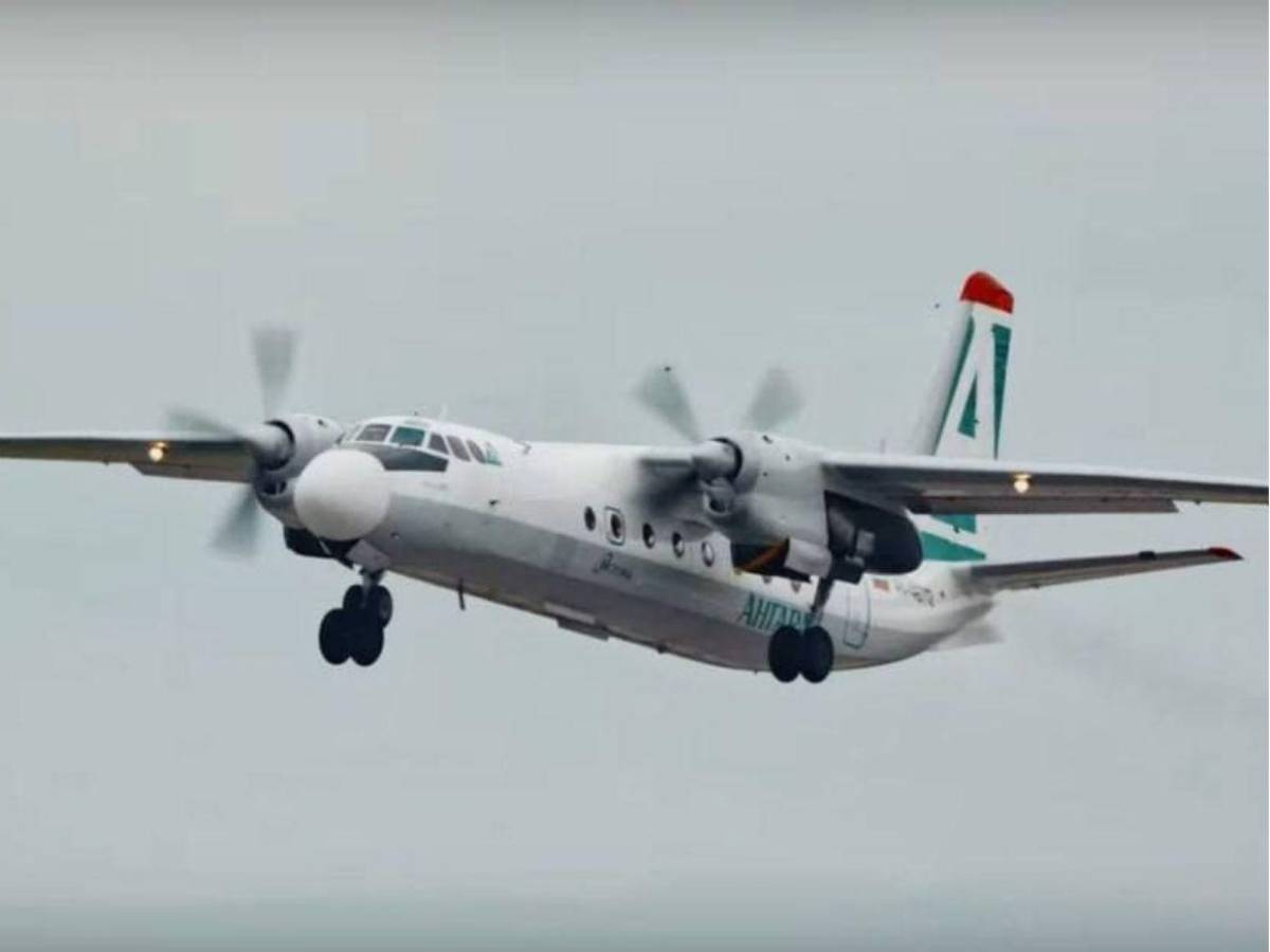 Había niños a bordo y sin sobrevivientes: lo que se sabe del avión accidentado en Rusia