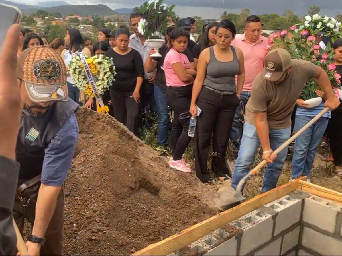 Dan el último adiós a enfermera que murió repentinamente en San Esteban, Olancho