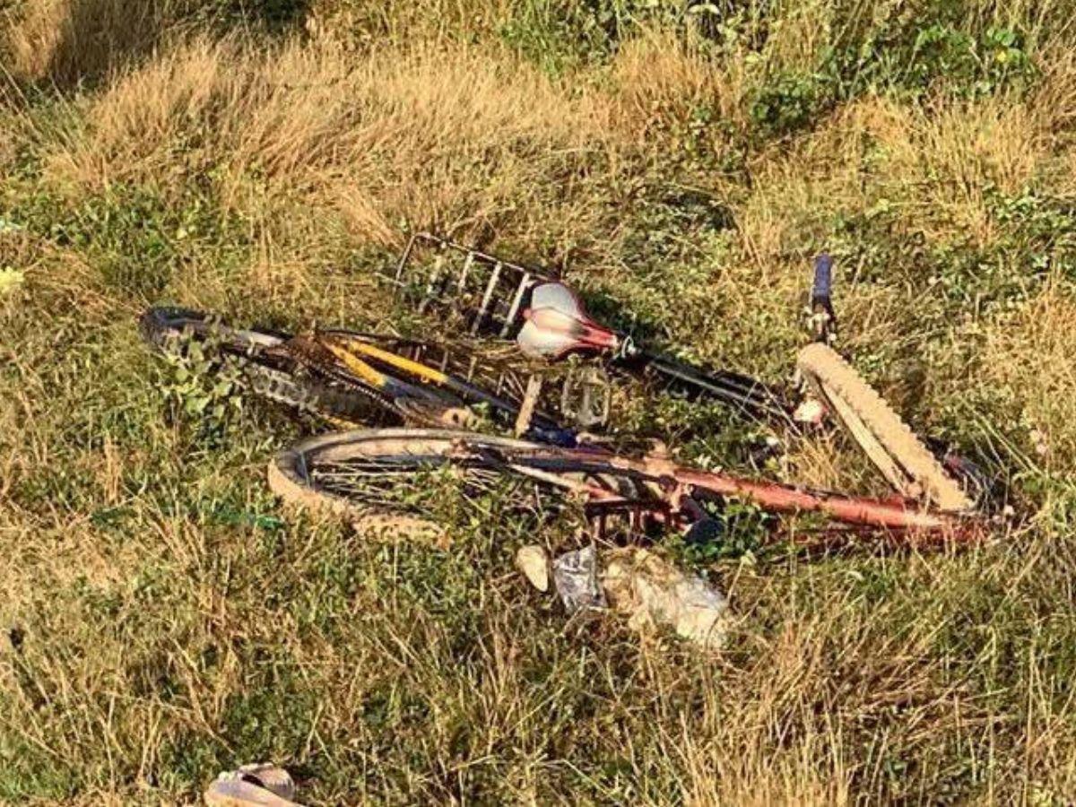 Padre e hijo mueren tras impactar con pick-up en Olanchito: las dolorosas imágenes