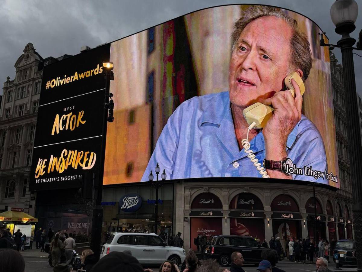 John Lithgow defiende su papel en Harry Potter pese a las polémicas de JK Rowling