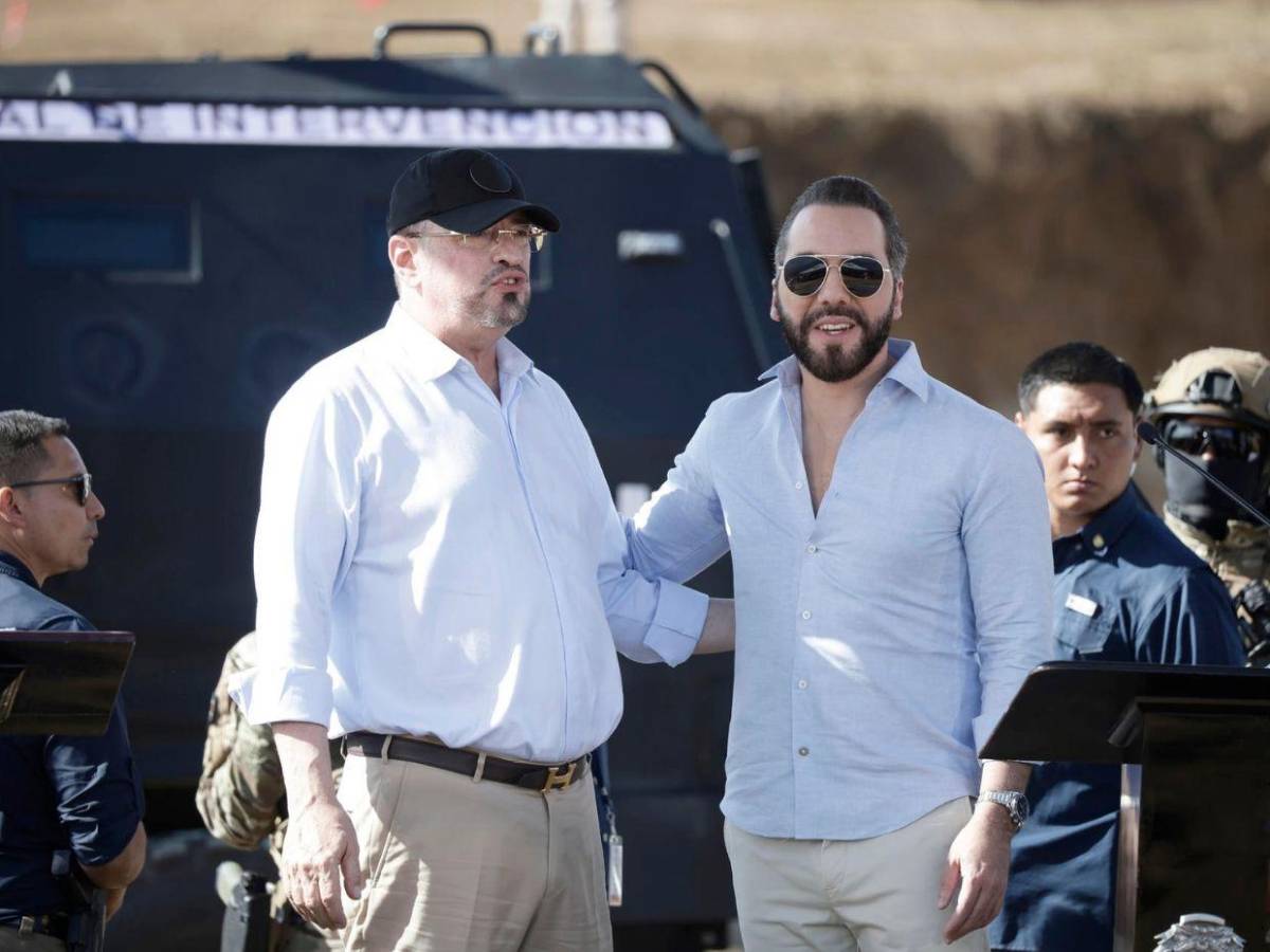 Rodrigo Chaves y Nayib Bukele colocan primera piedra de megacárcel en Costa Rica inspirada en CECOT