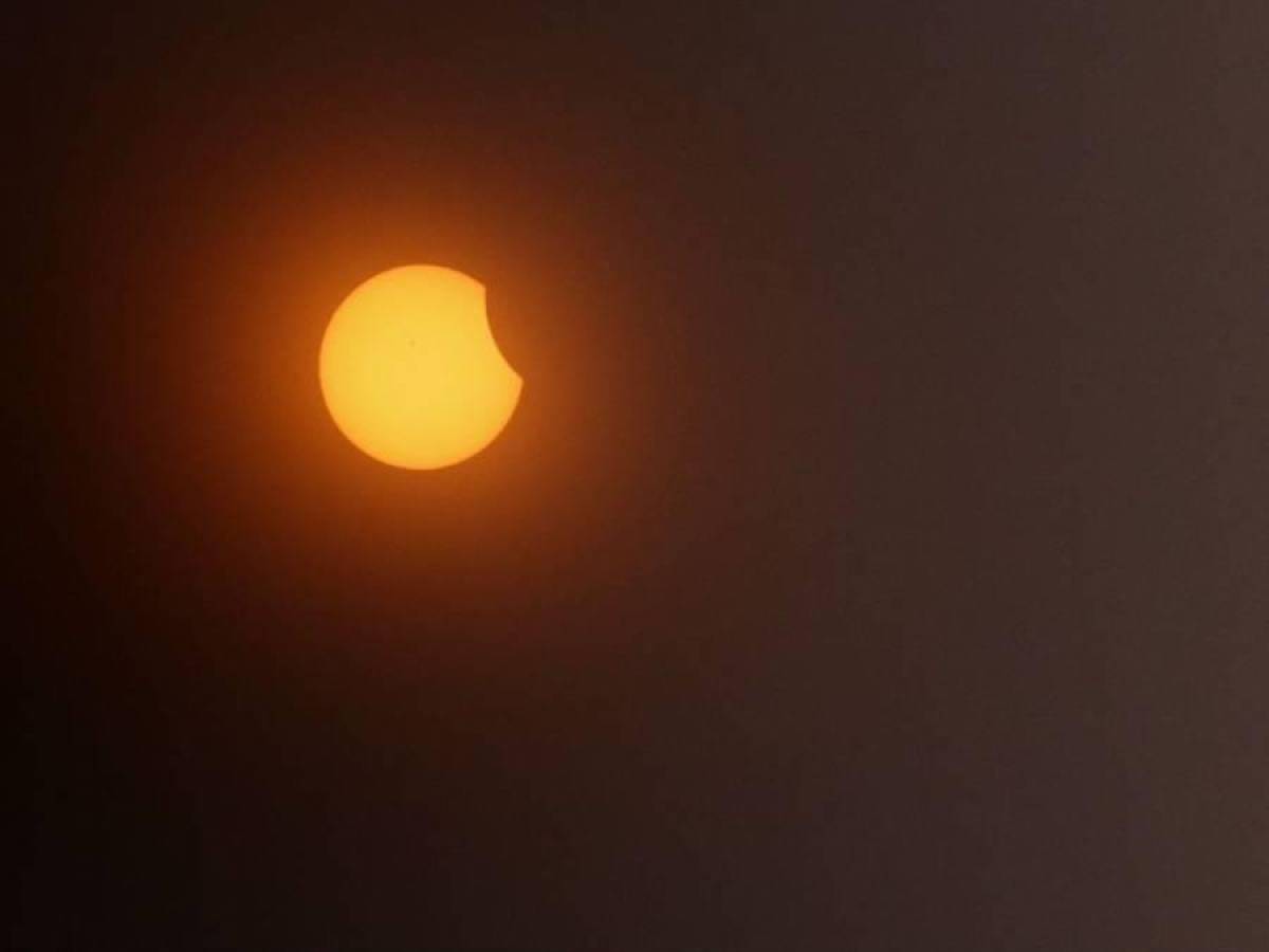 ¿Por qué el eclipse solar del 8 de abril fue algo único?
