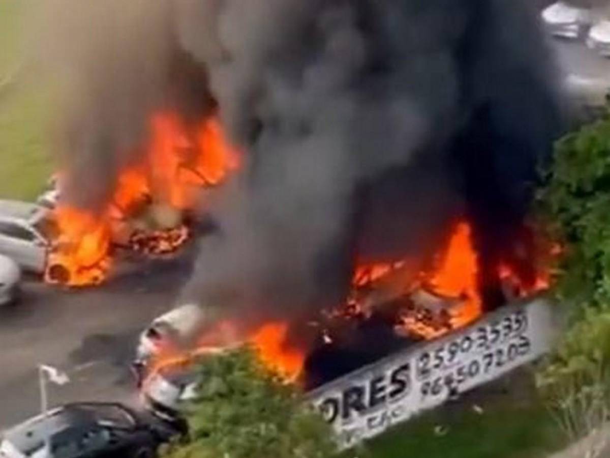 Choque de helicópteros deja seis muertos en Río de Janeiro y lanza fragmentos contra edificios