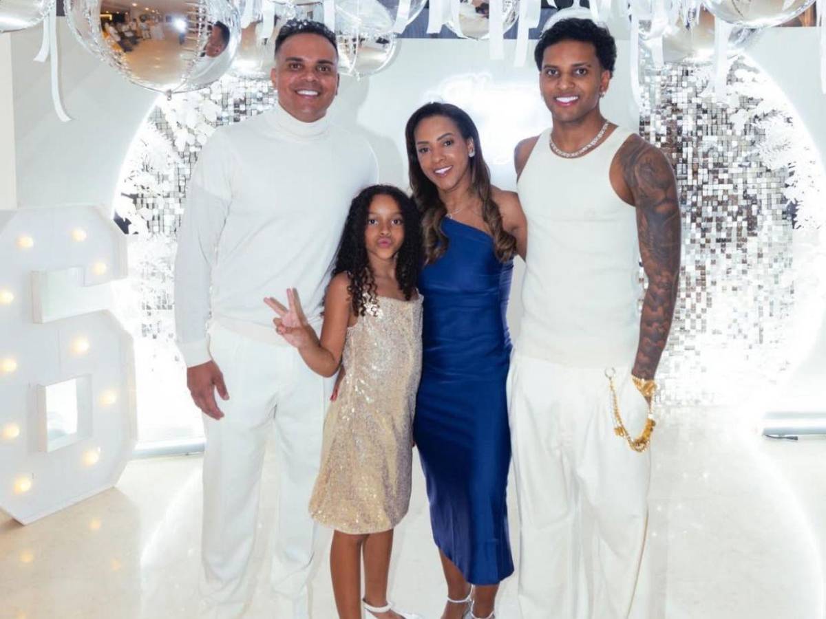 Así recibieron el 2026 grandes estrellas del fútbol de élite: ¿Qué hizo Dembelé?